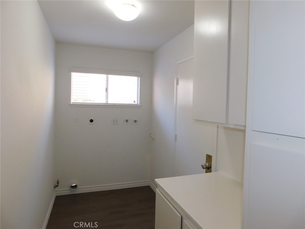 Madrid Del Lago (ML) - Residential Lease