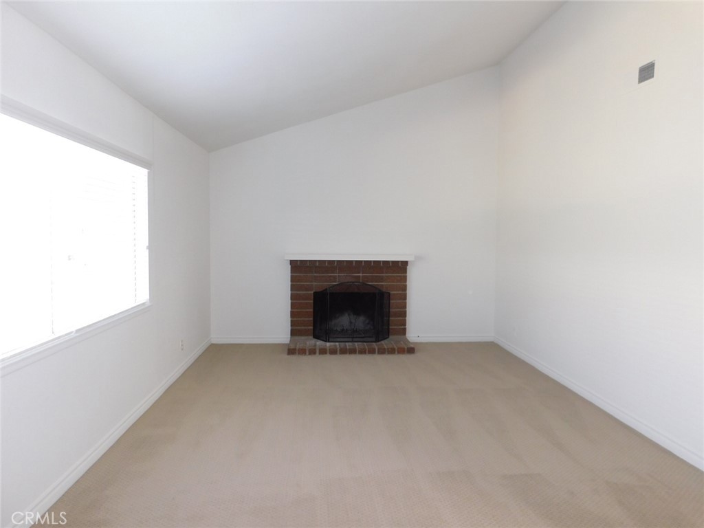 Madrid Del Lago (ML) - Residential Lease