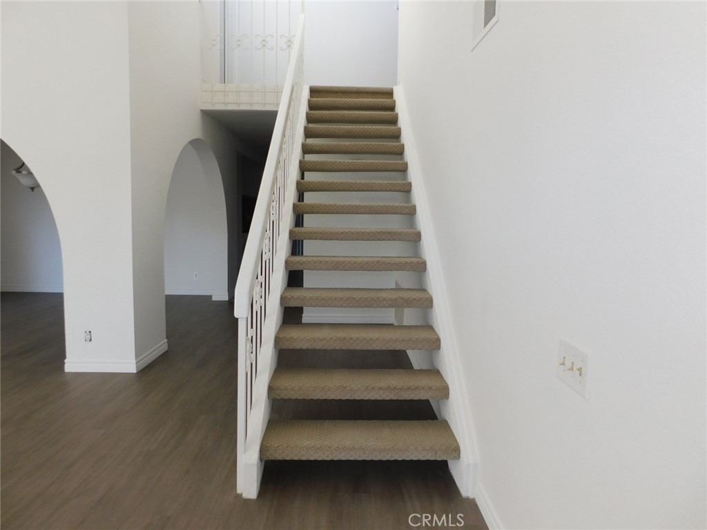 Madrid Del Lago (ML) - Residential Lease