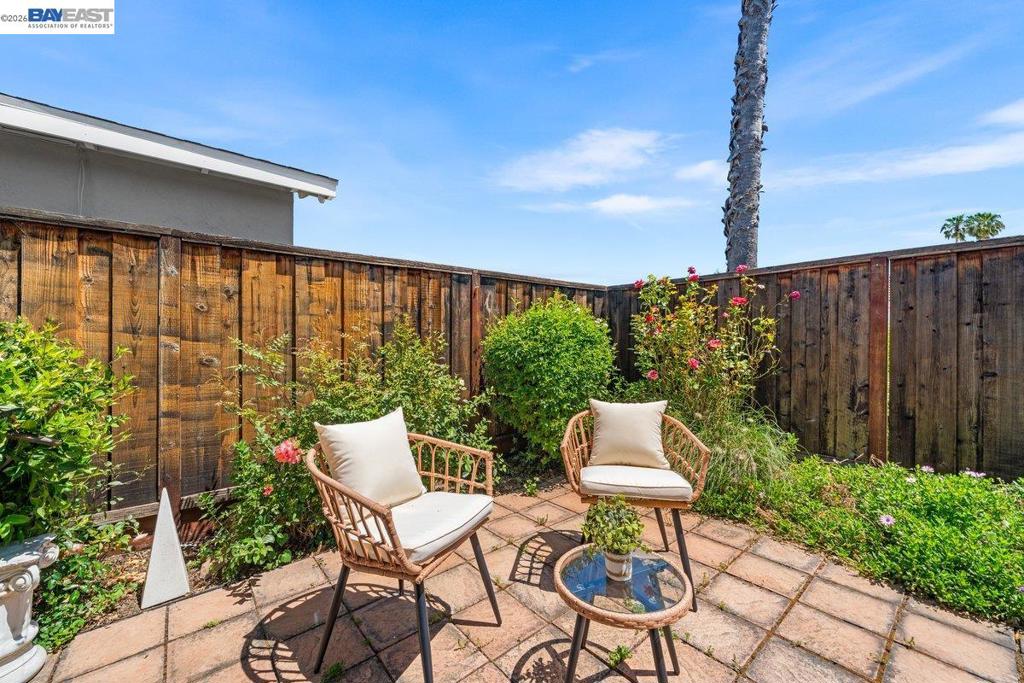 2375 Goldcrest Circle