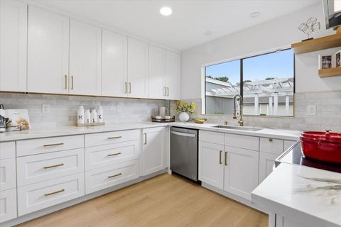 Photo of 812 Ram Lane, Foster City, CA 94404 (MLS # ML82043095)