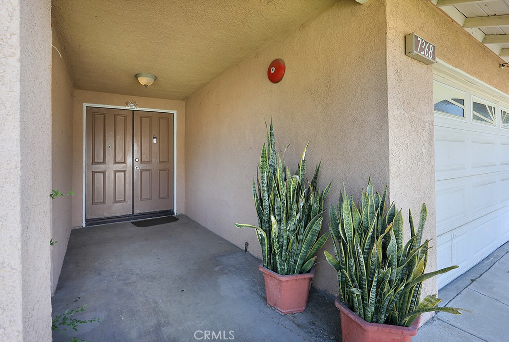7368 Kamloops Avenue
