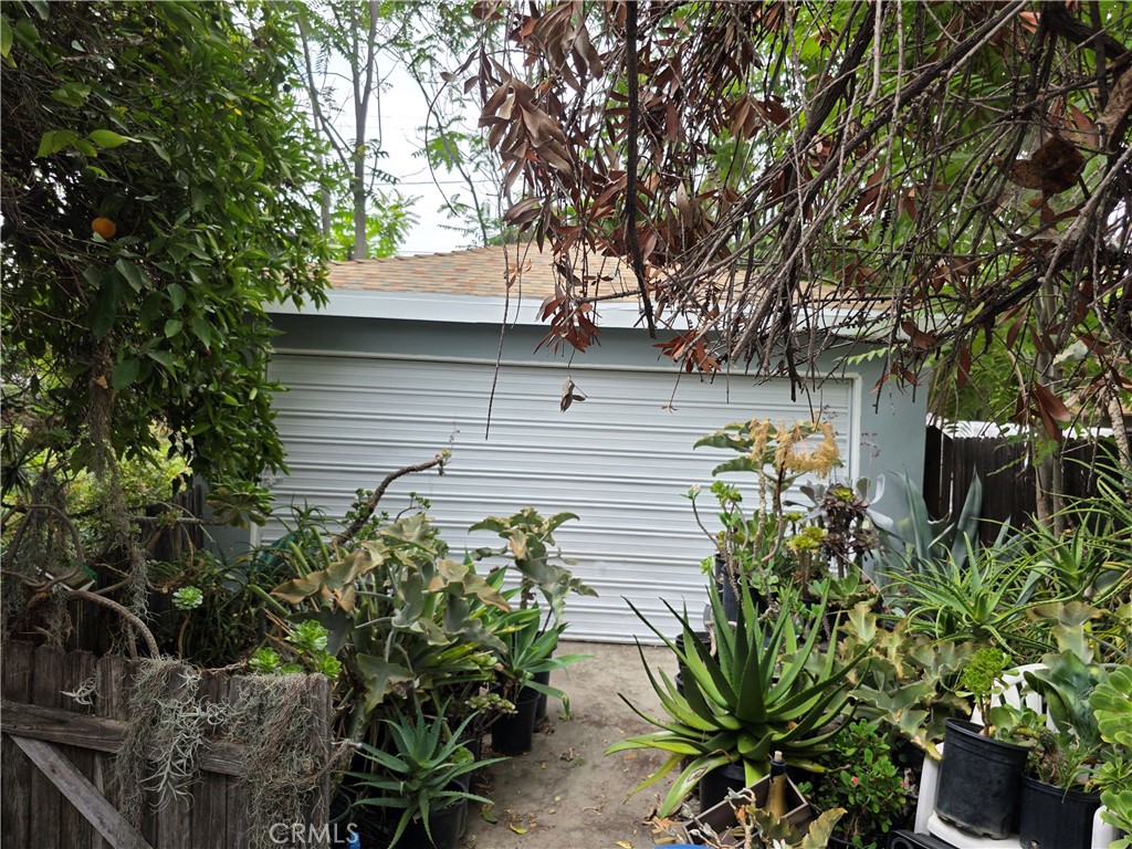 14153 Tiara Street