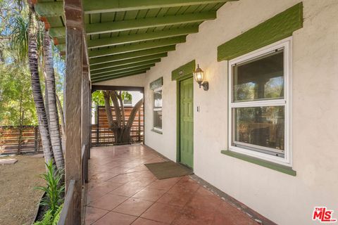 Photo of 12106 Herbert Street, Los Angeles, CA 90066 (MLS # 26659645)