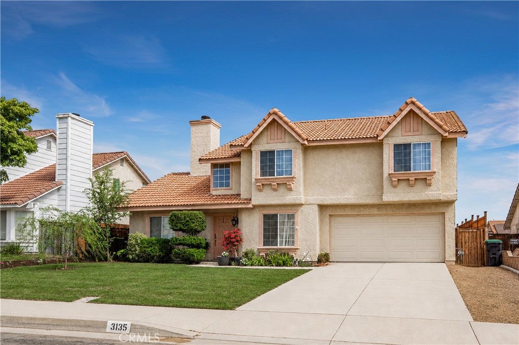 Photo of 3135 Dearborn Avenue, Palmdale, CA 93551 (MLS # IV26182040)