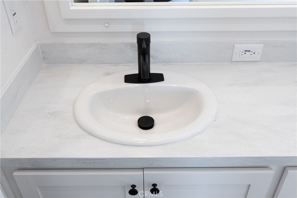 Creekside Community - Manufactured In Park