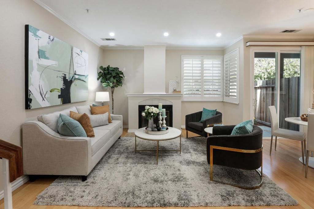 listing image 130724999607735850911
