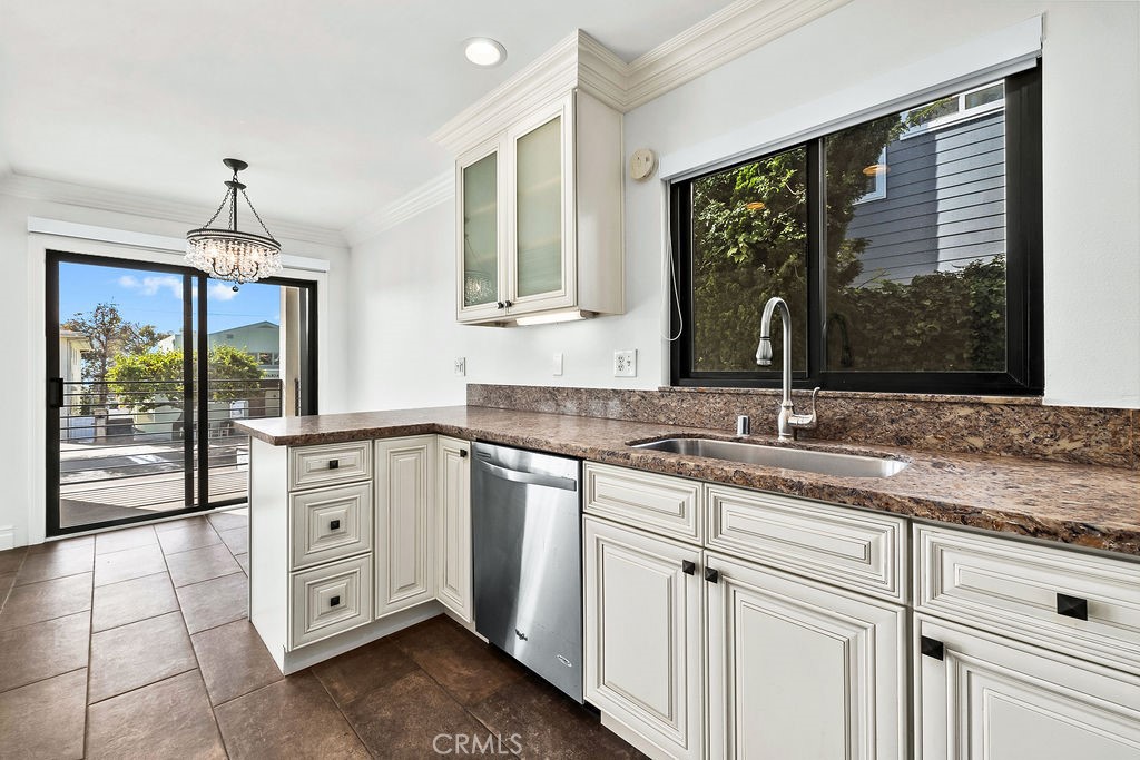 North Laguna (NL) - Residential Lease