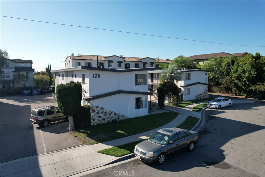 119 S Fahrion Place