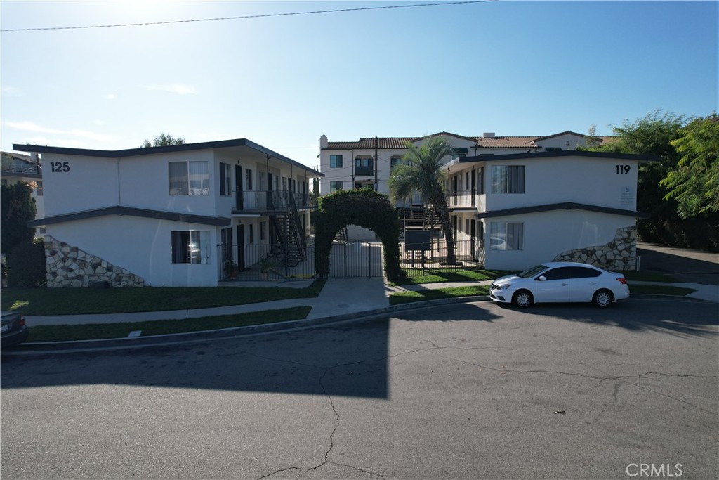 119 S Fahrion Place