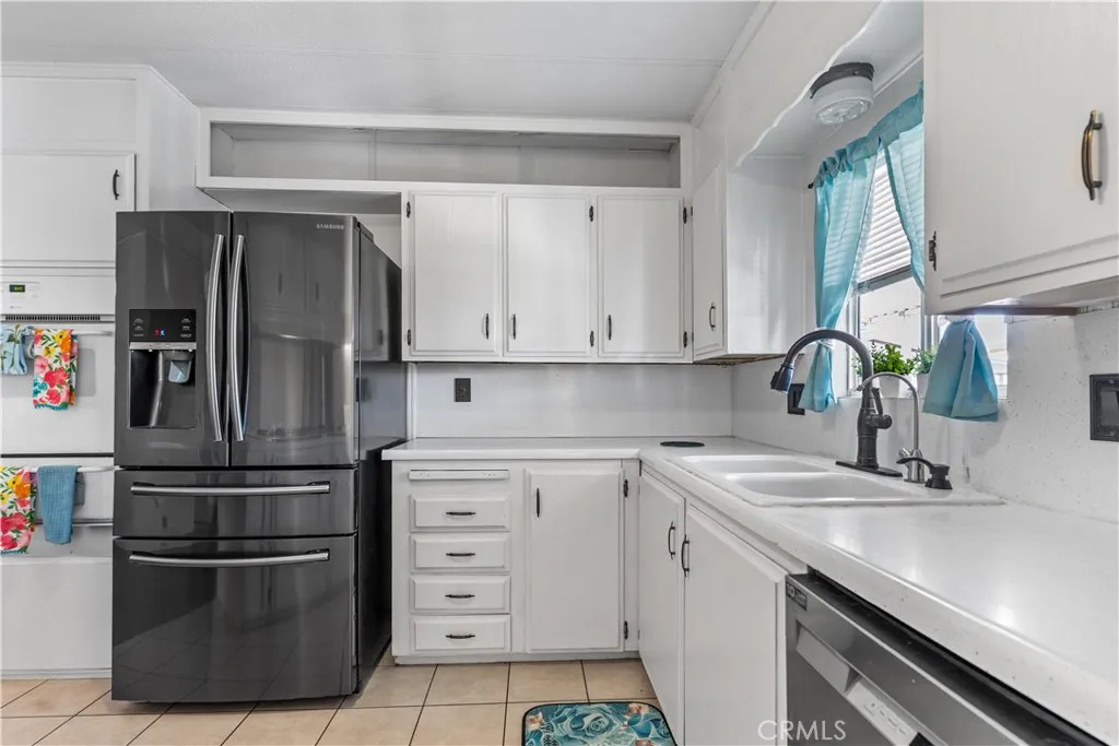 Victorville, California 92395, United States, 2 Bedrooms Bedrooms, ,2 BathroomsBathrooms,Residential,Active,247571