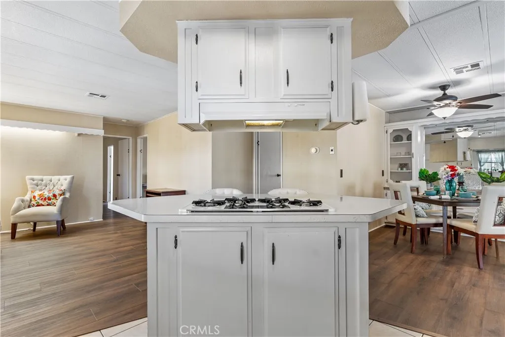 Victorville, California 92395, United States, 2 Bedrooms Bedrooms, ,2 BathroomsBathrooms,Residential,Active,247571