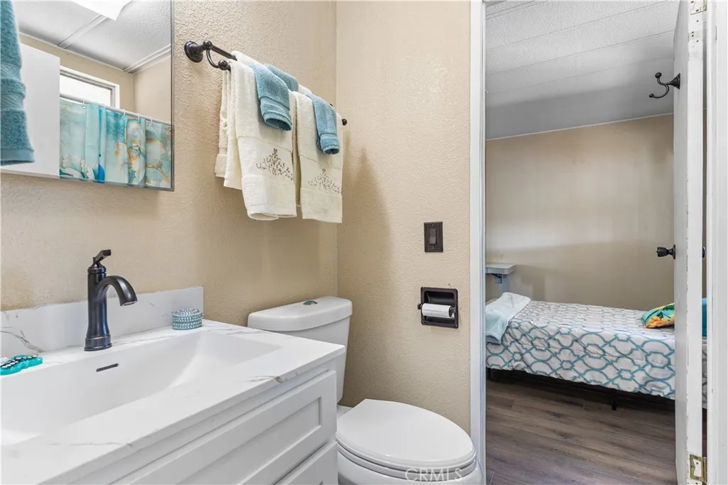 Victorville, California 92395, United States, 2 Bedrooms Bedrooms, ,2 BathroomsBathrooms,Residential,Active,247571