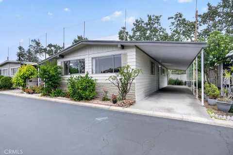 MLS: OC26096279
