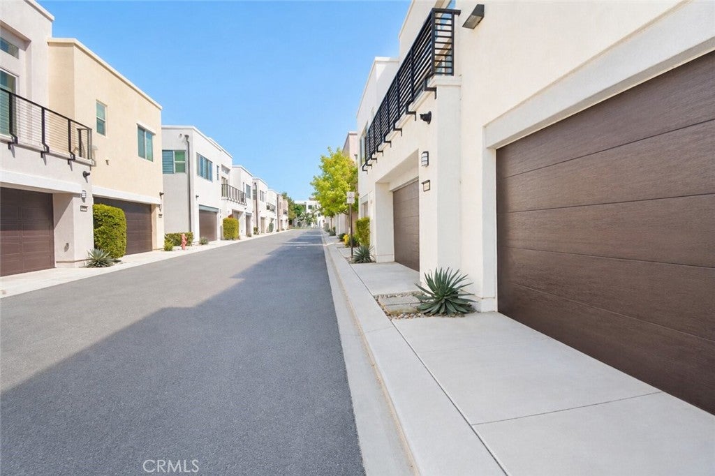 137 Terrapin, Irvine CA 92618 - Photo 36