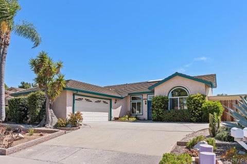 Photo of 1713 W Country Club Lane, Escondido, CA 92026 (MLS # NDP2605396)