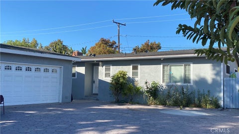 Photo of 1130 S Douglas Street, Santa Ana, CA 92704 (MLS # OC26179355)
