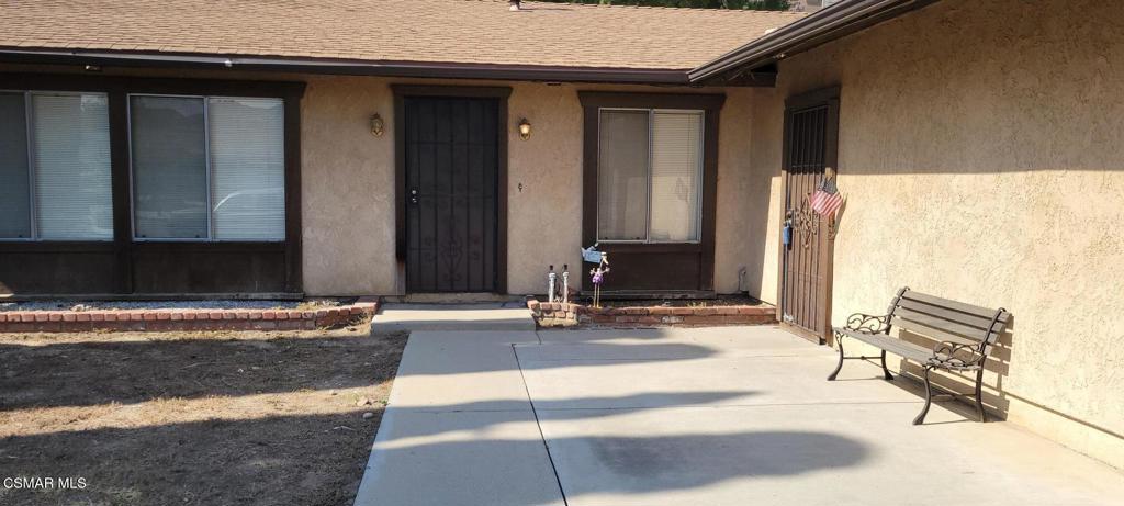 Fantastic opportunity for Fix and Save. This wonderful White Oak Neighborhood home has great bones and location. Needs updating and remodel. Mostly original condition. However, HVAC is newer and Generator set-up has been added. Water heater and garbage disposal are also newer. Features extra large inground spa.