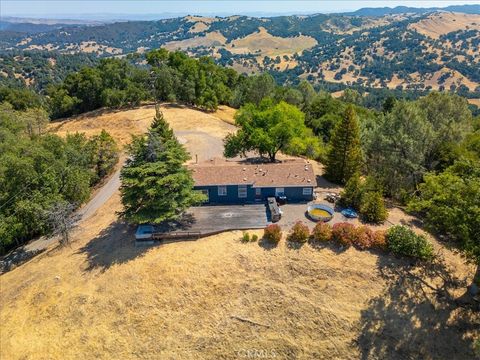 Tiny photo for 5990 Sunny Glen Lane Ln, Paso Robles, CA 93446 (MLS # PI26104591)