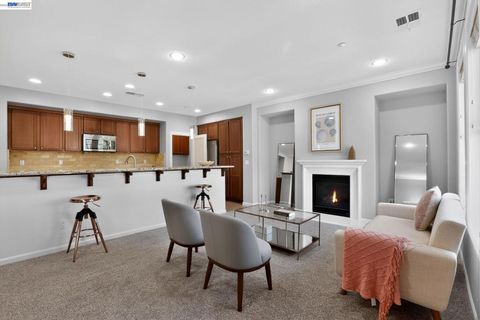 Photo of 4763 Perugia St, Dublin, CA 94568 (MLS # 41134615)
