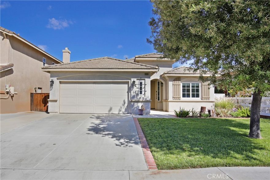 A Great SINGLE STORY, 4 bedroom, 3 bath home in the community of Sierra Ridge!  NO HOA!!  An open floor plan provides convenient living with the kitchen, dining area and living room with fireplace in a GREAT ROOM.  Recently upgraded kitchen with granite countertops, breakfast bar, stainless steel appliances, recessed lighting and a large pantry.  Primary suite includes a spa-like, large bath with soaking tub, separate shower and walk-in closet.  Front bedroom and 3/4 bath is perfect for guests, intergenerational households or a quiet office.  Inside laundry room with extra storage.  Central Air Conditioning.  Newly added Solar.  Attached 2 car garage.  Close to Heritage High School, shopping and dining.