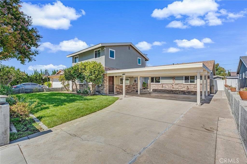 223 S Camellia