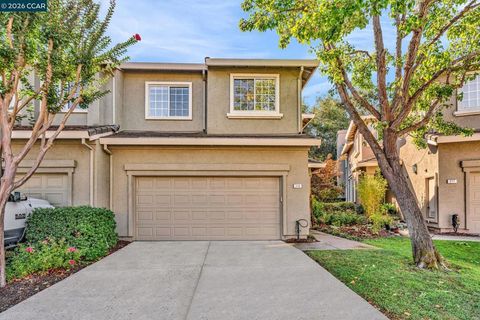 Photo of 219 Forest Creek Ln, San Ramon, CA 94583 (MLS # 41122176)