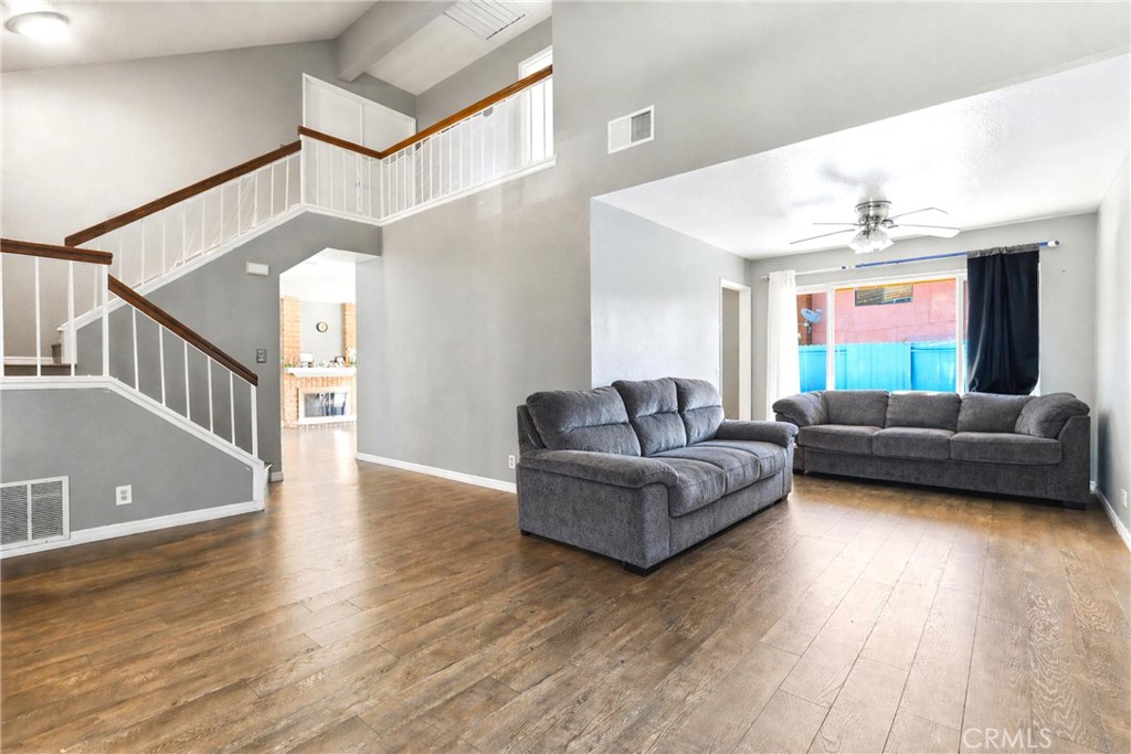 1813 Chesapeake Way