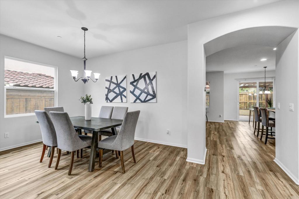 1717 Webber Way