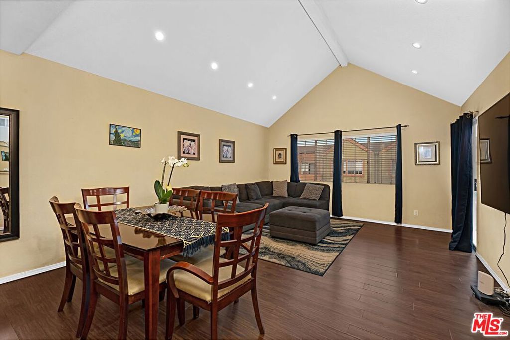 2507 E 15th Street 305