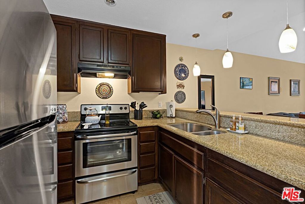 2507 E 15th Street 305