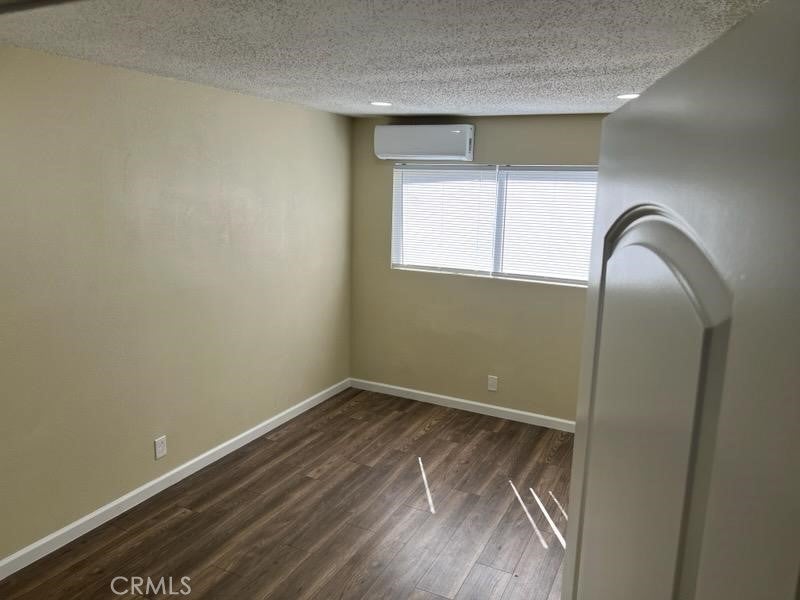 25276 Barton Road 13