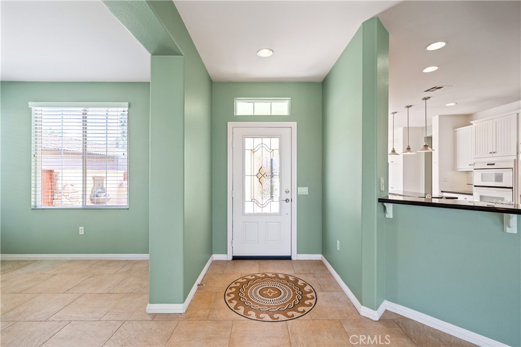 570 Olazabal Dr