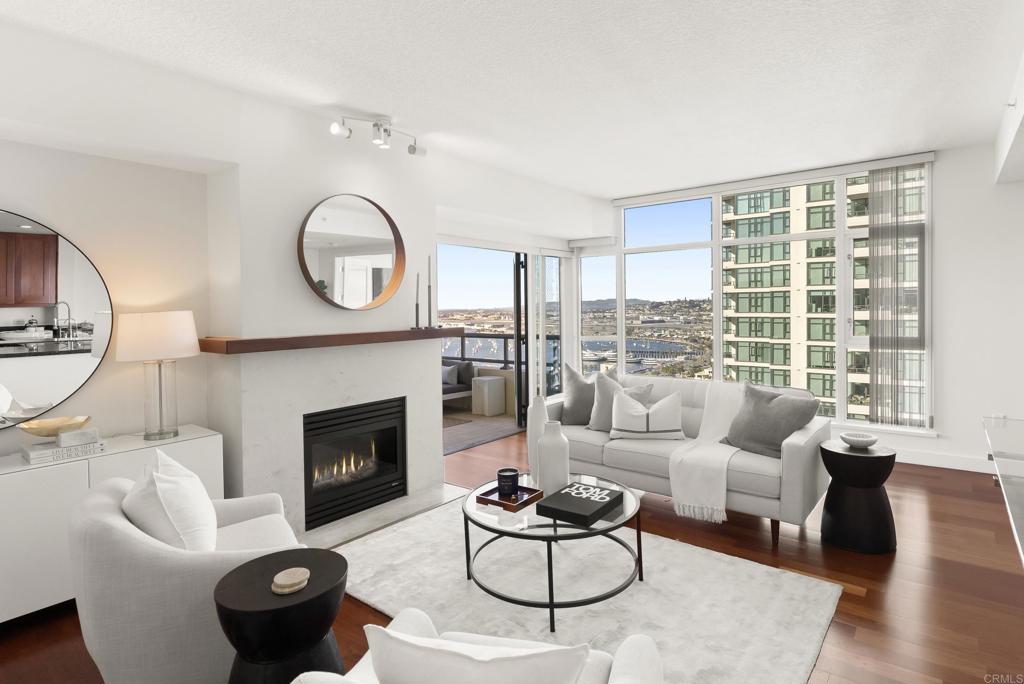 1199 Pacific Hwy 2501