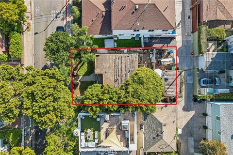 Photo of 633 Navy Street, Santa Monica, CA 90405 (MLS # SB26111691)