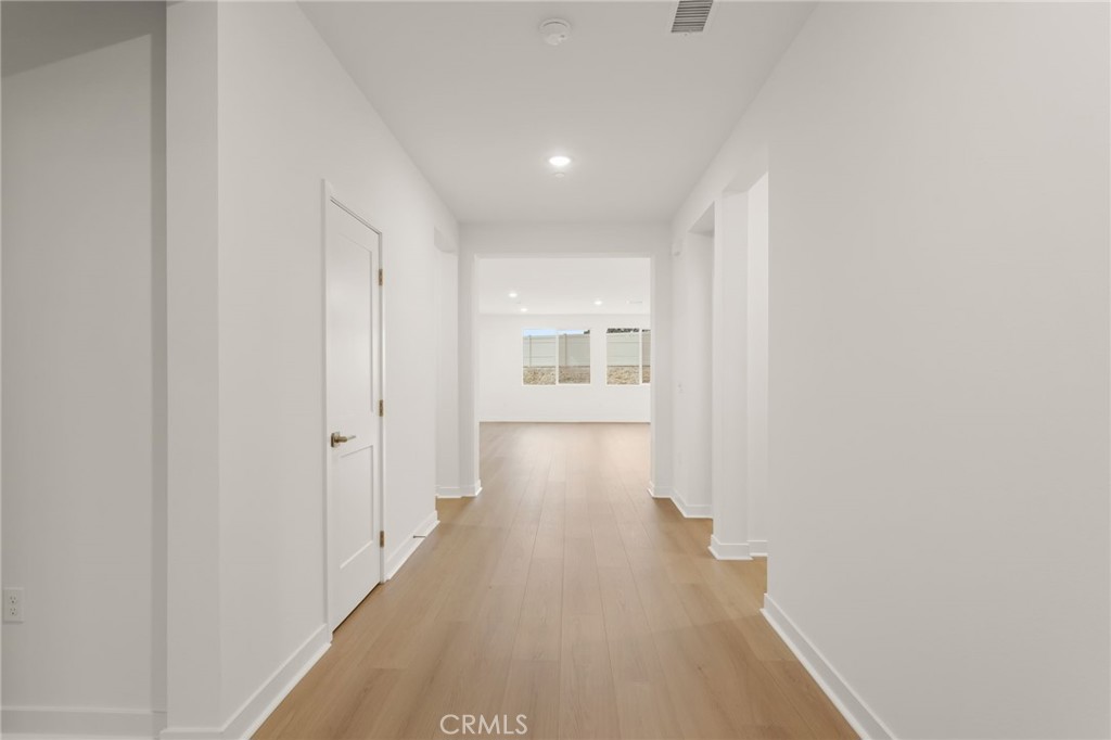 11737 Saddleback Drive