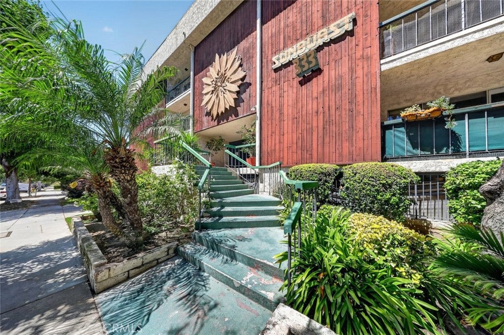 Photo of 333 Burchett Street #206, Glendale, CA 91203 (MLS # GD26216837)