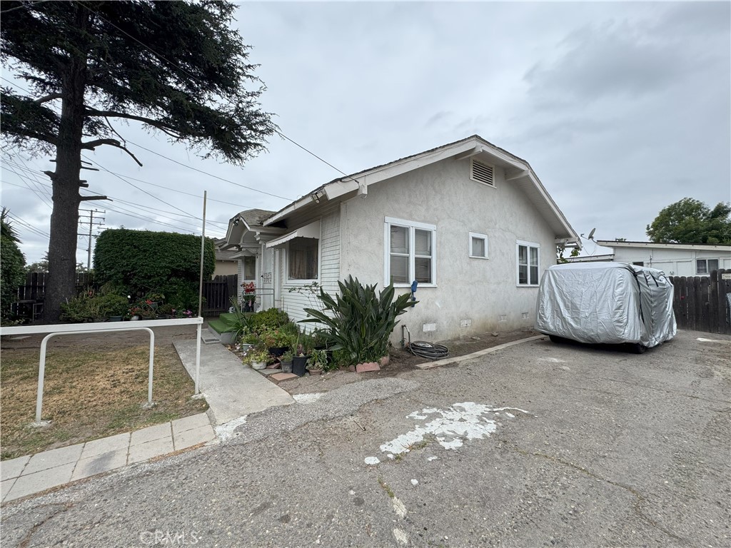 7232 W Cerritos Avenue
