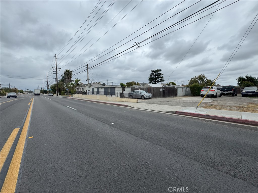 7232 W Cerritos Avenue