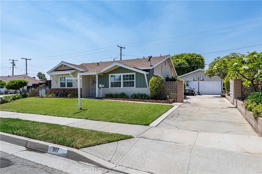 917 N Sanchez Street