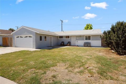 10421 Longden Street Cypress CA 90630