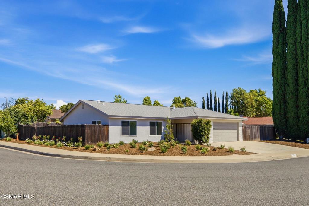 5570 Rock Tree Drive