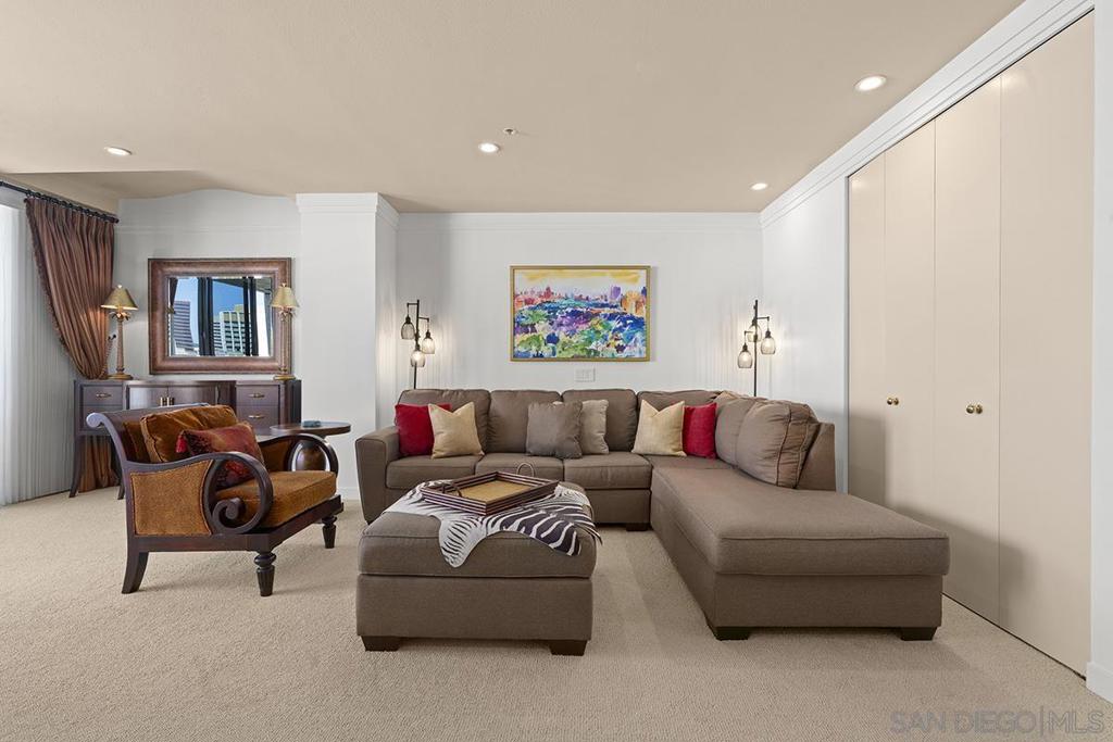 Downtown - Residential Lease