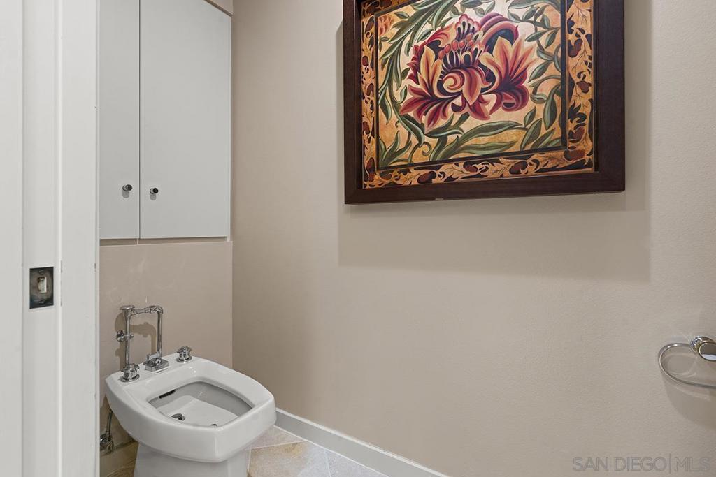 Downtown - Residential Lease