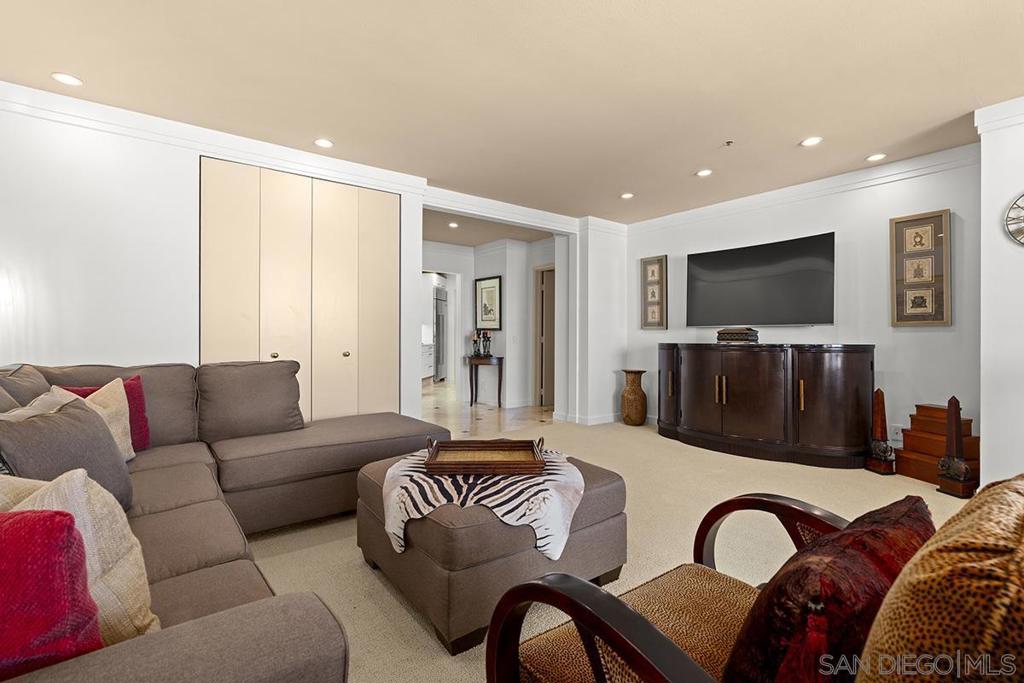 Downtown - Residential Lease