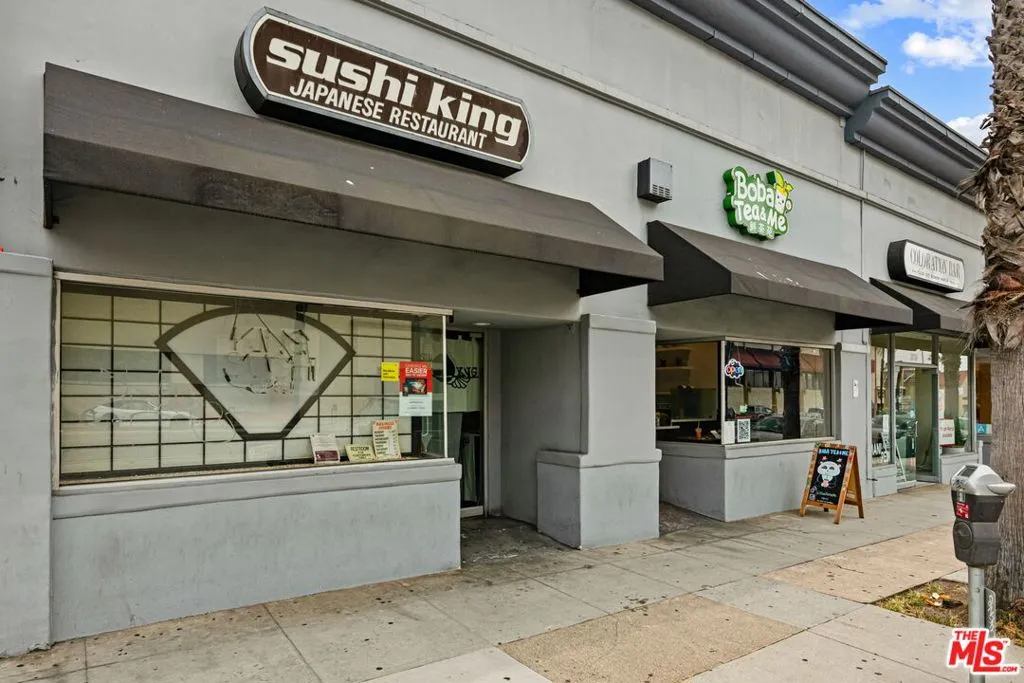 Santa Monica, California 90404, United States, 2 Bedrooms Bedrooms, ,2 BathroomsBathrooms,Residential,Active,156923