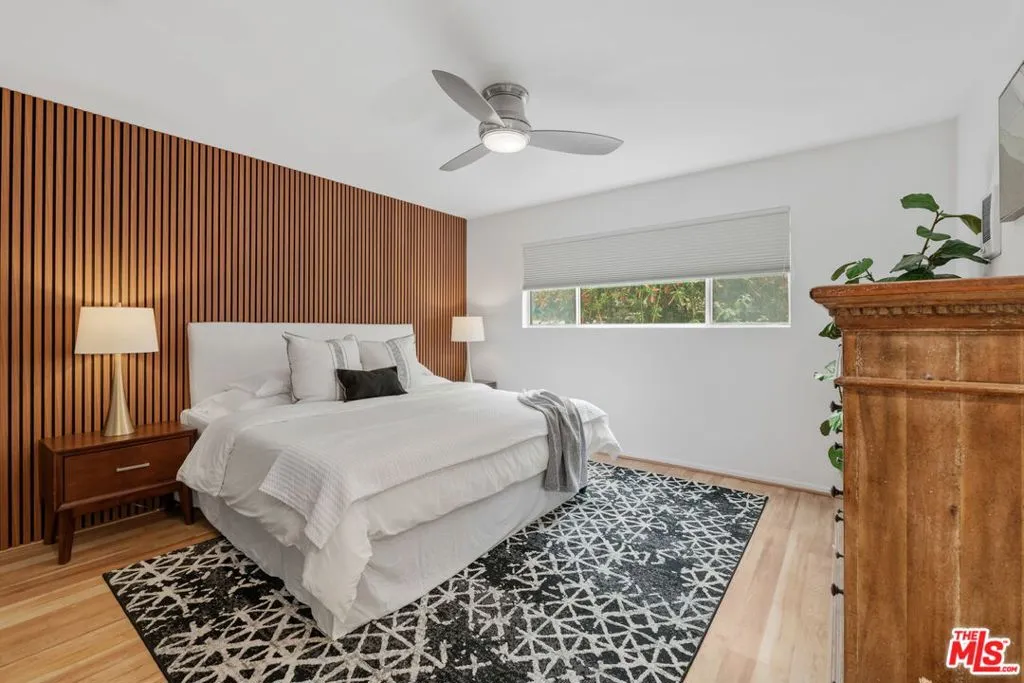 Santa Monica, California 90404, United States, 2 Bedrooms Bedrooms, ,2 BathroomsBathrooms,Residential,Active,156923