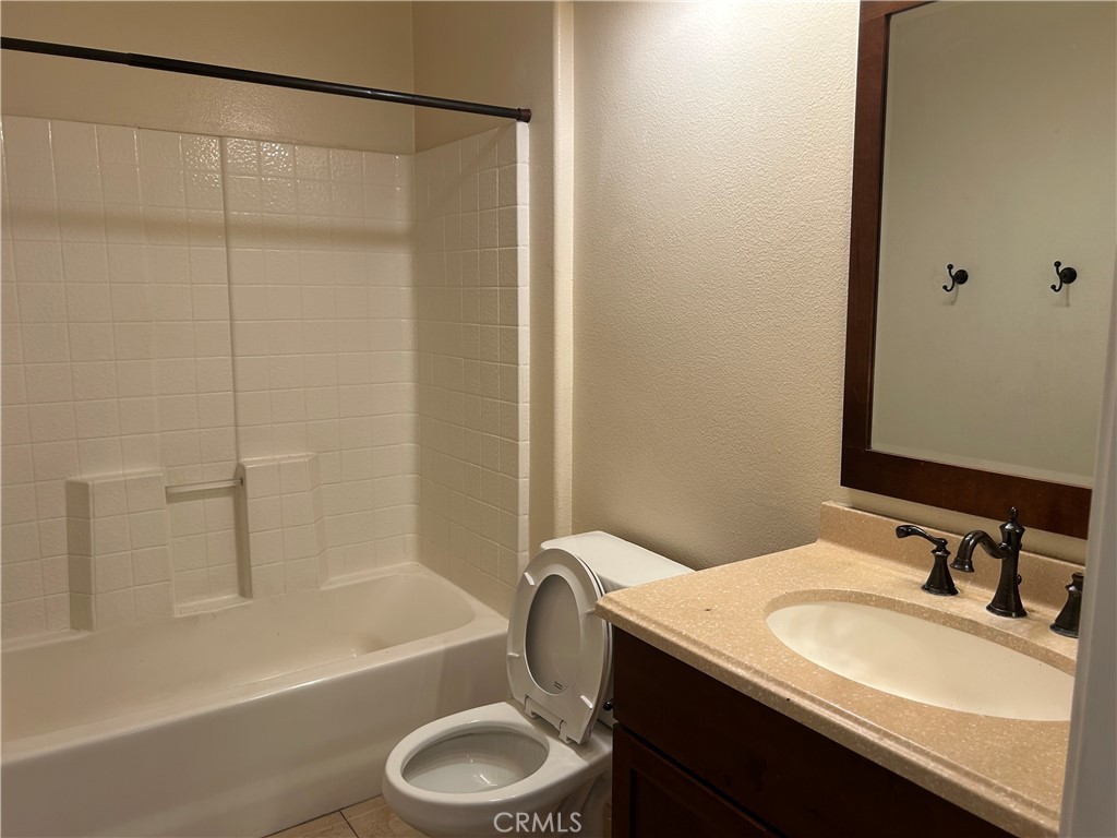 Travilla (TRAV) - Residential Lease