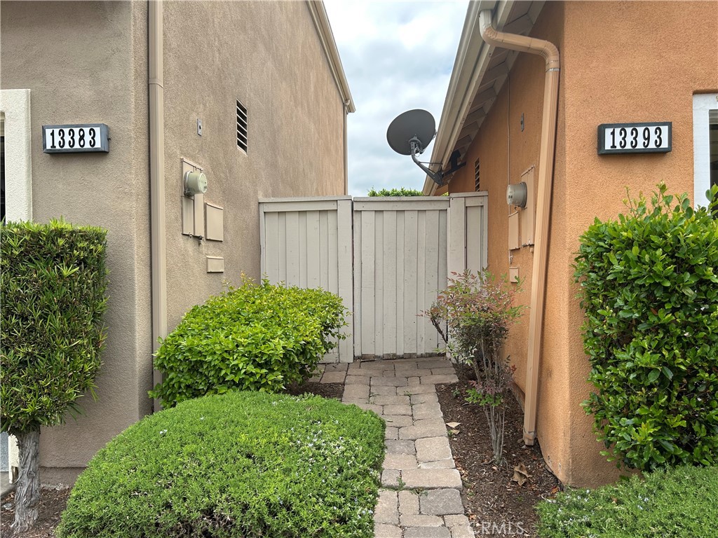 Travilla (TRAV) - Residential Lease