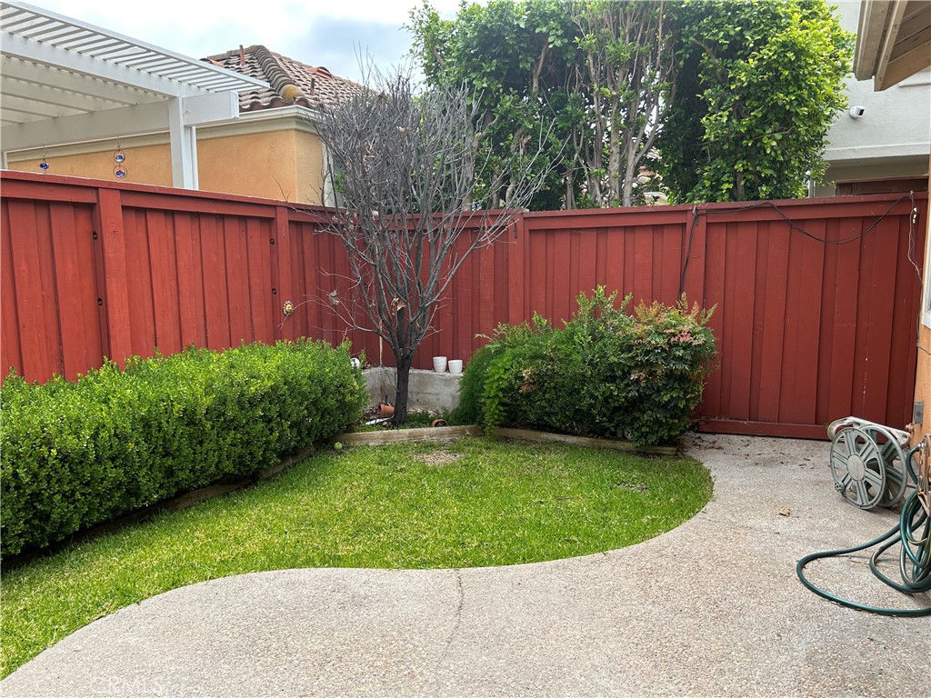 Travilla (TRAV) - Residential Lease